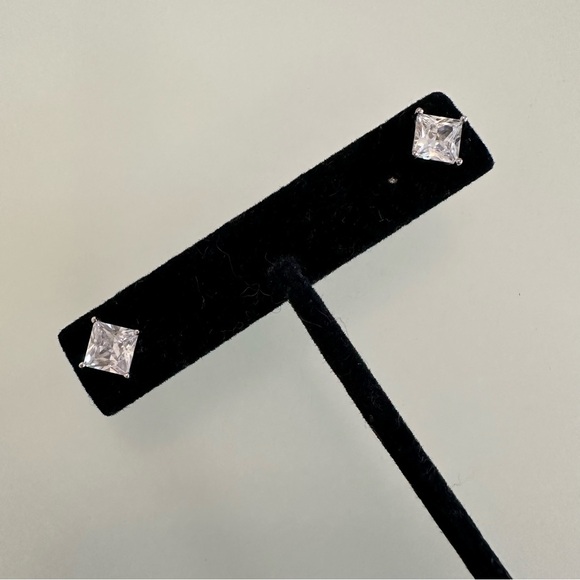 .925 Silver & Princess Cut Cubic Zirconia Stud Earring - Picture 5 of 11